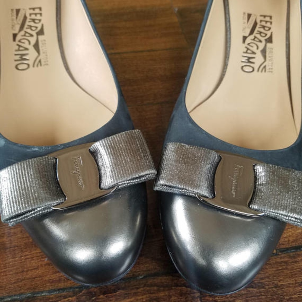 Salvatore Ferragamo navy suede bow front shoe